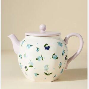 Anthropologie Pia Teapot NWT